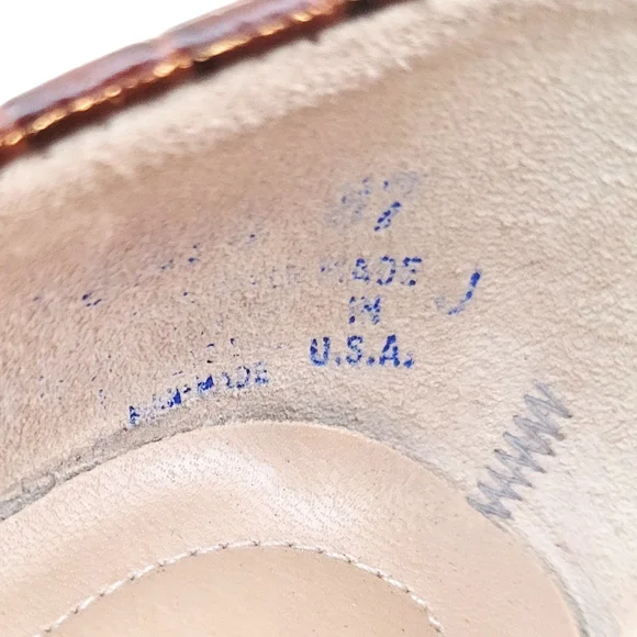 Vintage Hush Puppies Brown Crocodile Print Pumps Low Heel Slip On Shoes Size 7 - Picture 8 of 8